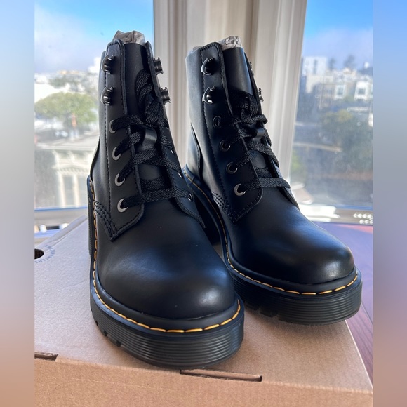 Dr Marten Jesy6 black heeled boots (NIB) - Picture 3 of 8
